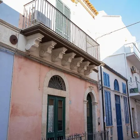 Tale Tale * 마리나디라구사